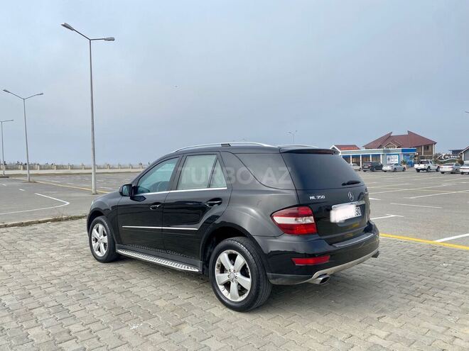 Mercedes ML 350 2010, 195,000 km - 3.5 l - Bakı