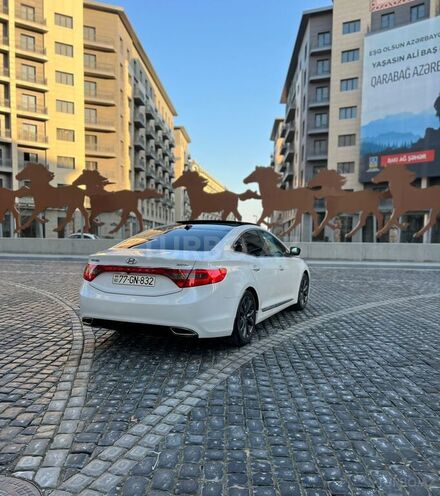 Hyundai Grandeur 2011, 189,000 km - 3.0 л - Bakı