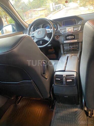 Mercedes E 220 2013, 243,000 km - 2.2 l - Bakı