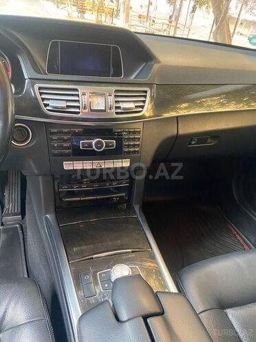 Mercedes E 220 2013, 243,000 km - 2.2 l - Bakı
