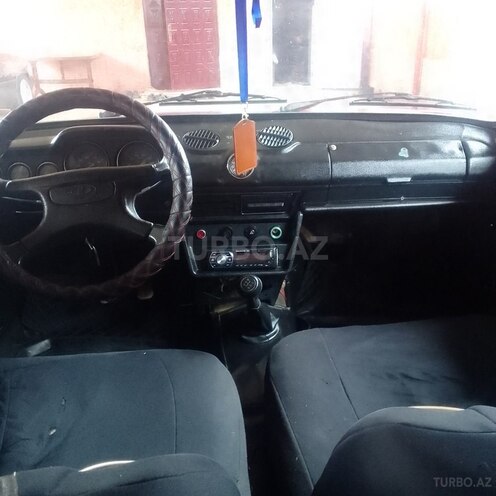 LADA (VAZ) 21011 1986, 145,000 km - 1.5 л - Salyan