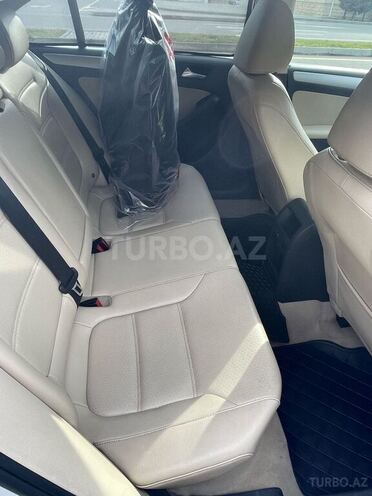 Volkswagen Jetta 2014, 99,047 km - 1.8 l - Bakı