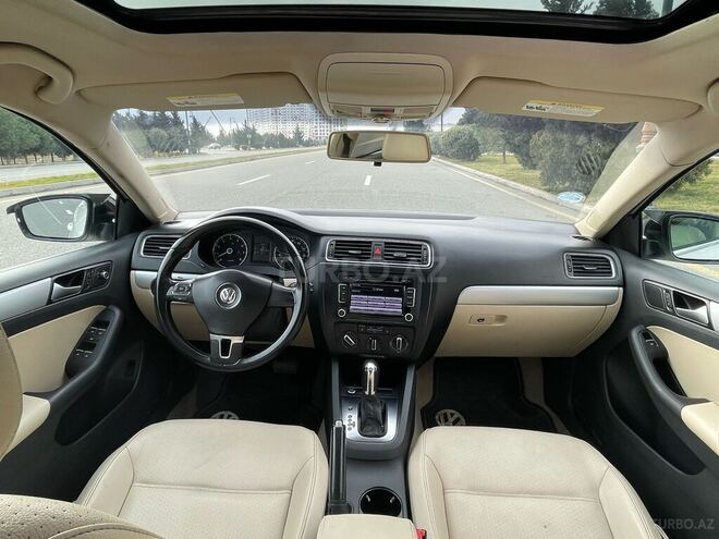 Volkswagen Jetta 2014, 99,047 km - 1.8 l - Bakı