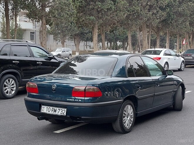 Opel Omega 1997, 243,755 km - 2.0 л - Sumqayıt