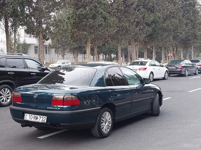 Opel Omega 1997, 243,755 km - 2.0 л - Sumqayıt