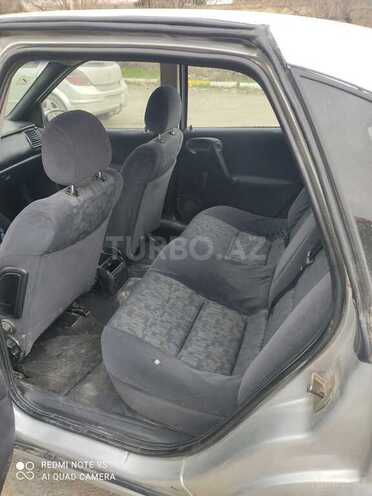 Opel Vectra 1997, 379,000 km - 1.6 l - Bakı