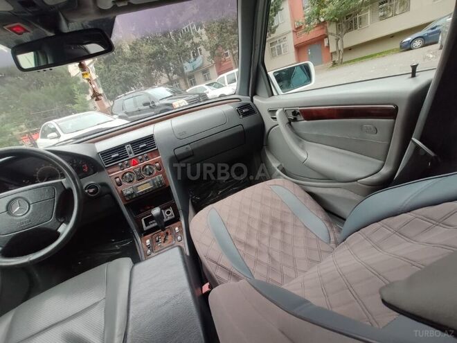 Mercedes C 230 2000, 330,000 km - 2.3 л - Bakı