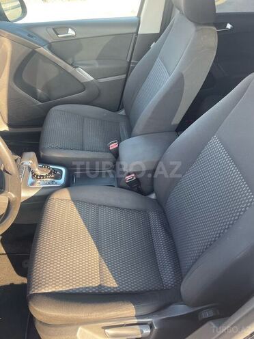 Volkswagen Tiguan 2009, 151,000 km - 2.0 л - Şəki