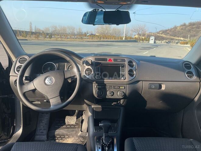 Volkswagen Tiguan 2009, 151,000 km - 2.0 л - Şəki
