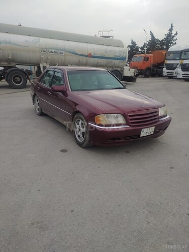 Mercedes C 220 1996, 224,962 km - 2.2 l - Bakı