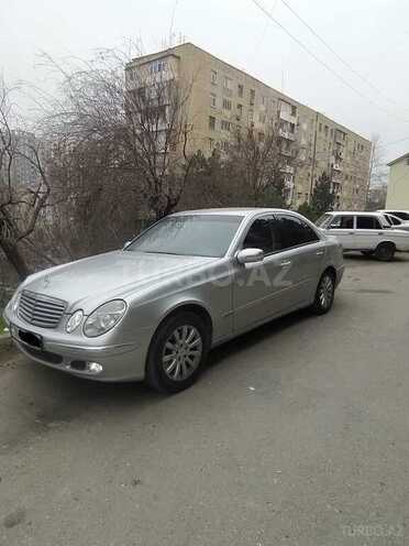 Mercedes E 220 2006, 328,000 km - 2.2 l - Bakı