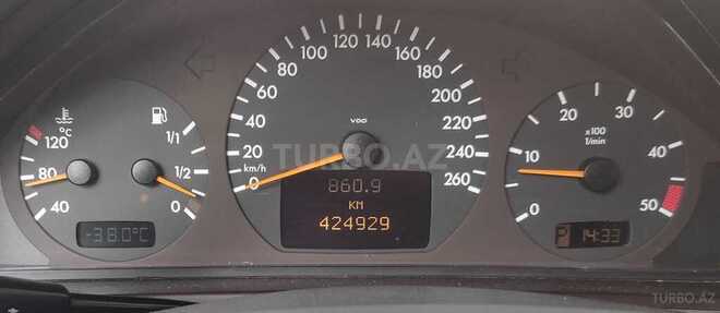 Mercedes E 220 2001, 424,929 km - 2.2 l - Bakı
