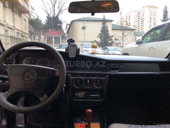 Mercedes 190 1993, 400,000 km - 1.8 л - Bakı