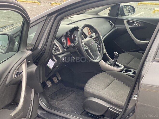Opel Astra 2011, 199,000 km - 1.3 l - Bakı