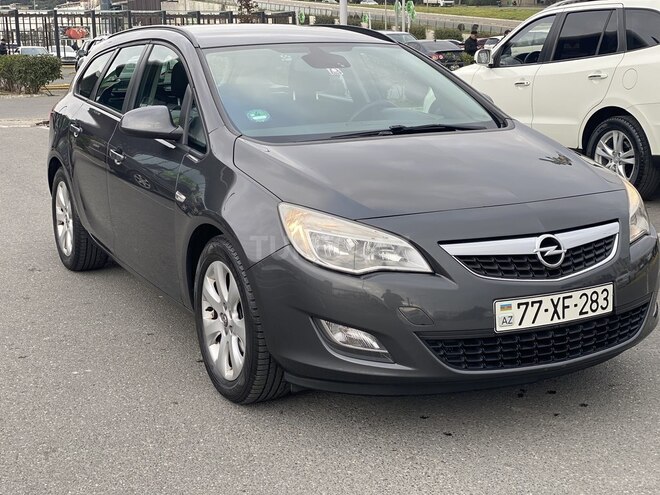 Opel Astra 2011, 199,000 km - 1.3 l - Bakı