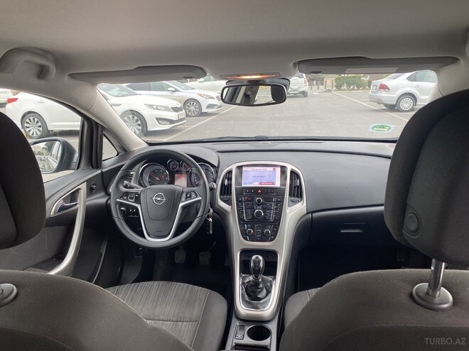 Opel Astra 2011, 199,000 km - 1.3 l - Bakı