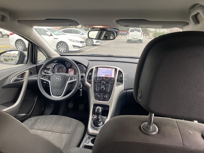 Opel Astra 2011, 199,000 km - 1.3 l - Bakı