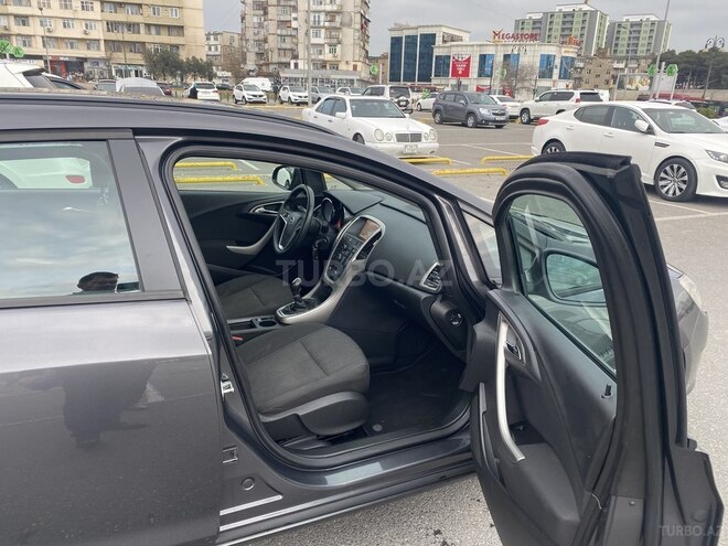Opel Astra 2011, 199,000 km - 1.3 l - Bakı