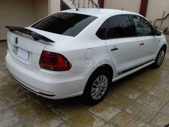 Volkswagen Polo 2018, 180,000 km - 1.6 l - Bakı