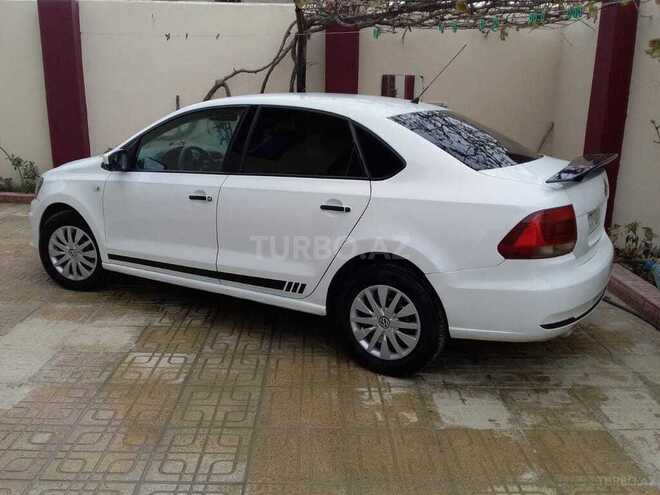 Volkswagen Polo 2018, 180,000 km - 1.6 l - Bakı