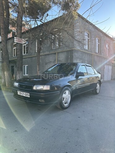 Opel Vectra 1995, 297,640 km - 1.7 l - Zaqatala