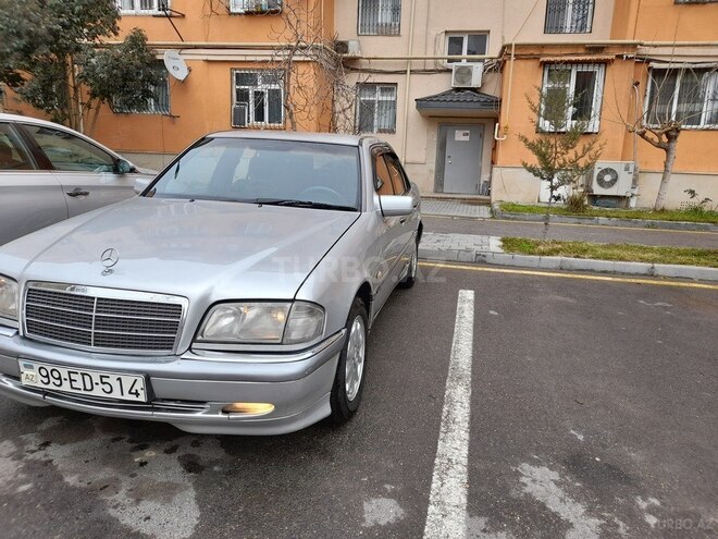 Mercedes C 220 1998, 362,000 km - 2.2 l - Bakı