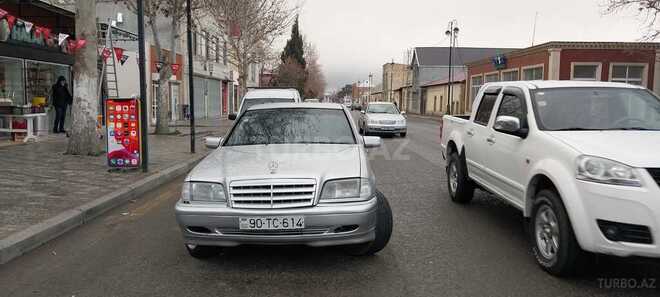 Mercedes C 220 1995, 500,000 km - 2.2 л - Gəncə