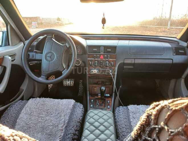 Mercedes C 200 1999, 336,000 km - 2.0 l - Bərdə