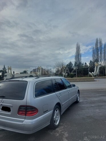 Mercedes E 270 2000, 520,000 km - 2.7 l - Bərdə