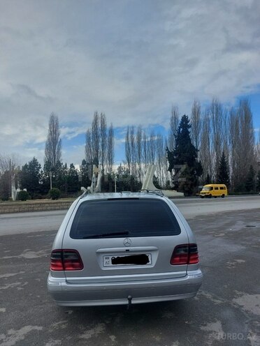 Mercedes E 270 2000, 520,000 km - 2.7 l - Bərdə