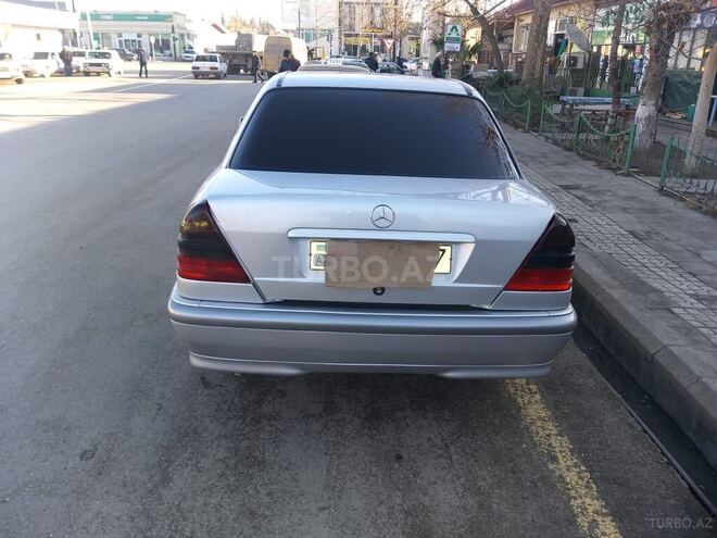 Mercedes C 220 1998, 400,000 km - 2.2 l - Ağdam
