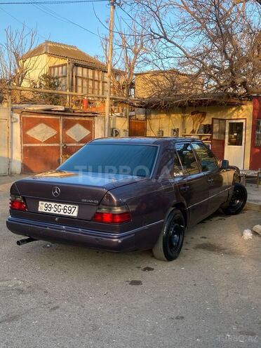 Mercedes E 200 1991, 334,201 km - 2.0 l - Bakı