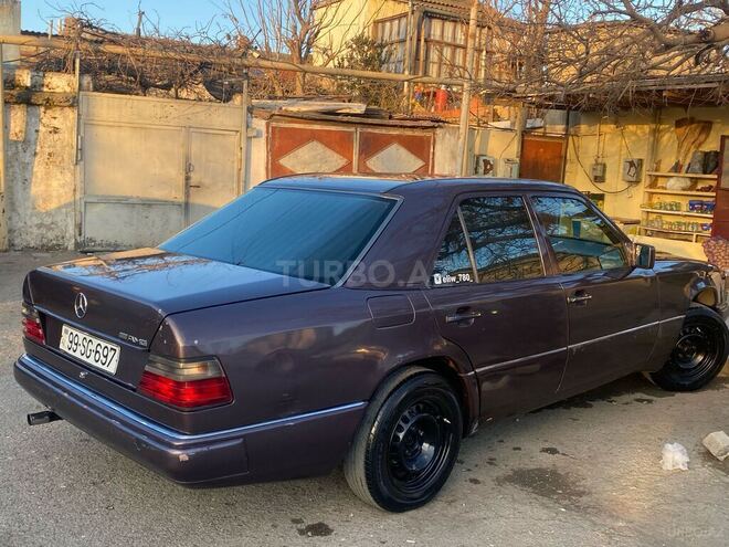 Mercedes E 200 1991, 334,201 km - 2.0 l - Bakı
