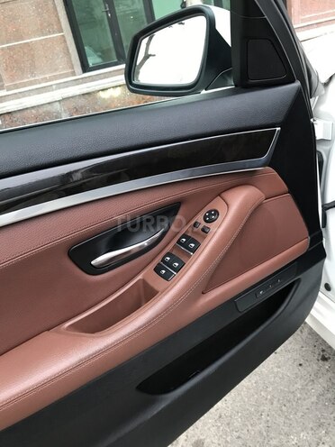 BMW 528 2014, 178,000 km - 2.0 l - Bakı
