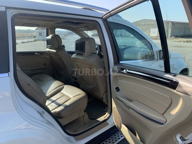 Mercedes GL 550 2008, 244,333 km - 5.5 l - Bakı