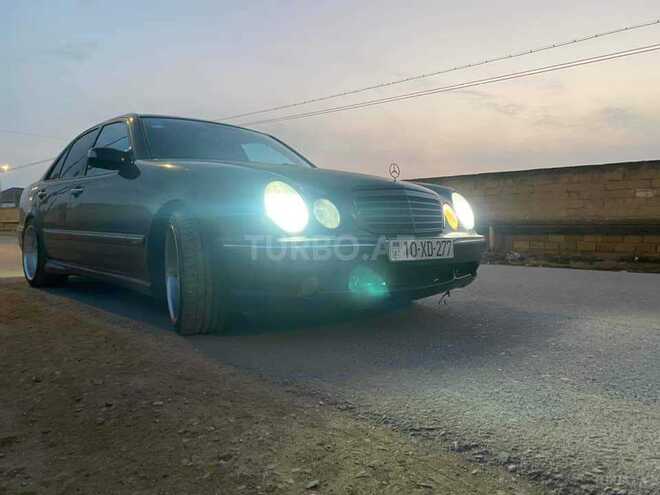 Mercedes E 320 2000, 310,000 km - 3.2 l - Bakı