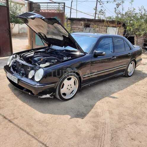 Mercedes E 320 2000, 310,000 km - 3.2 l - Bakı