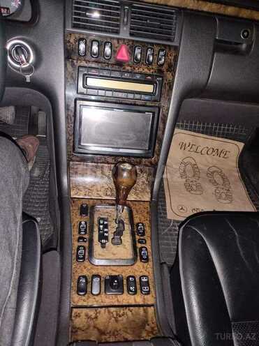 Mercedes E 320 2000, 310,000 km - 3.2 l - Bakı