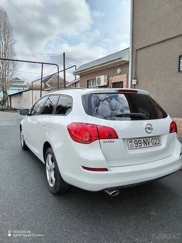 Opel Astra 2012, 120,040 km - 1.4 l - Göyçay