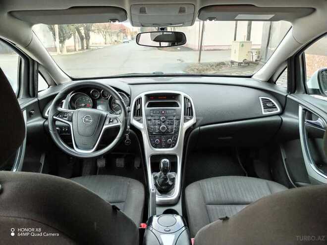 Opel Astra 2012, 120,040 km - 1.4 l - Göyçay