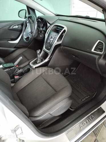 Opel Astra 2012, 120,040 km - 1.4 l - Göyçay