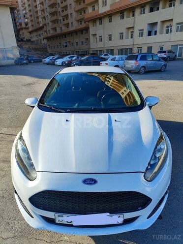 Ford Fiesta 2016, 172,000 km - 1.6 l - Bakı