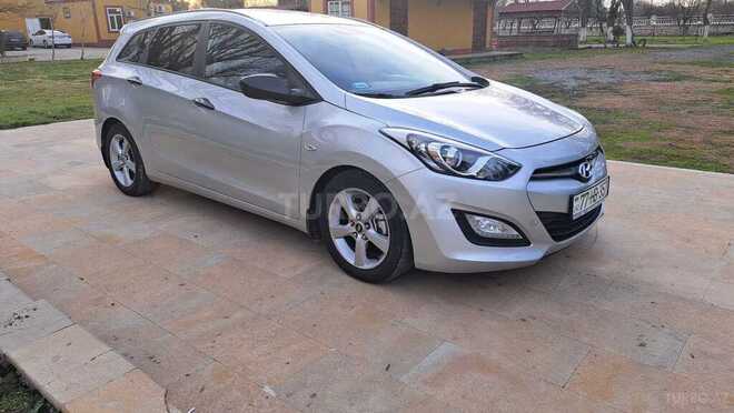 Hyundai i30 2013, 129,551 km - 1.4 l - Salyan