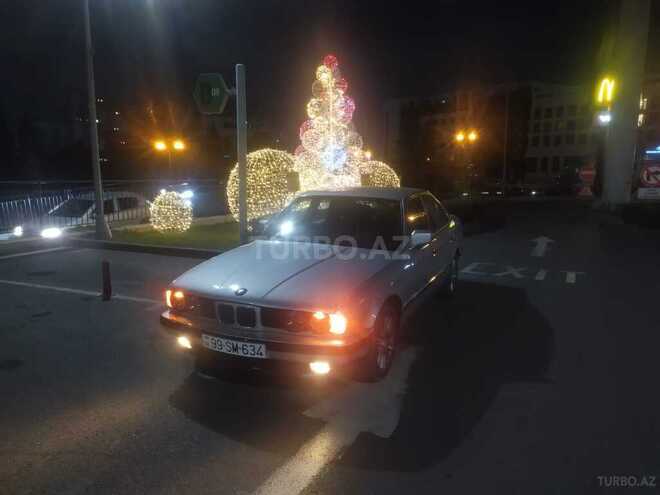 BMW 520 1990, 260,000 km - 0.2 l - Bakı