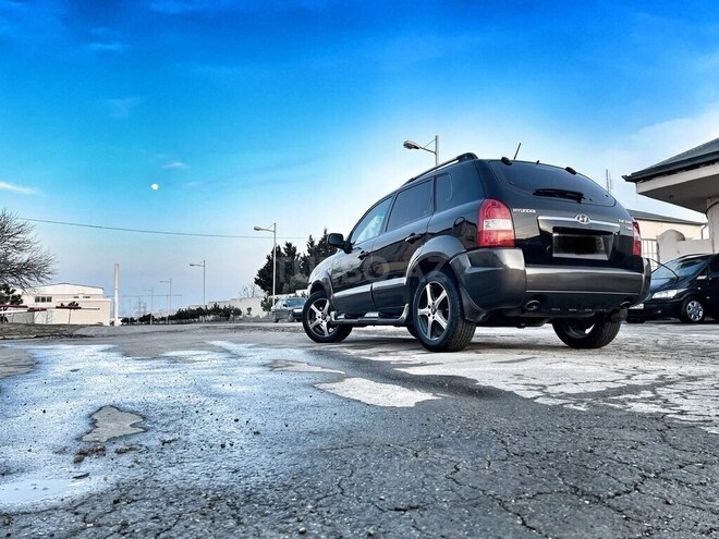 Hyundai Tucson 2006, 240,000 km - 2.0 l - Bakı