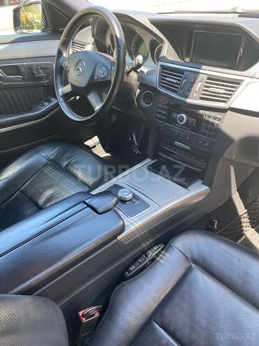 Mercedes E 350 2009, 233,000 km - 3.5 l - Bakı