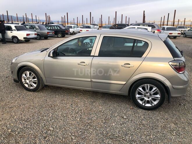 Opel Astra 2008, 178,000 km - 1.4 l - Gəncə