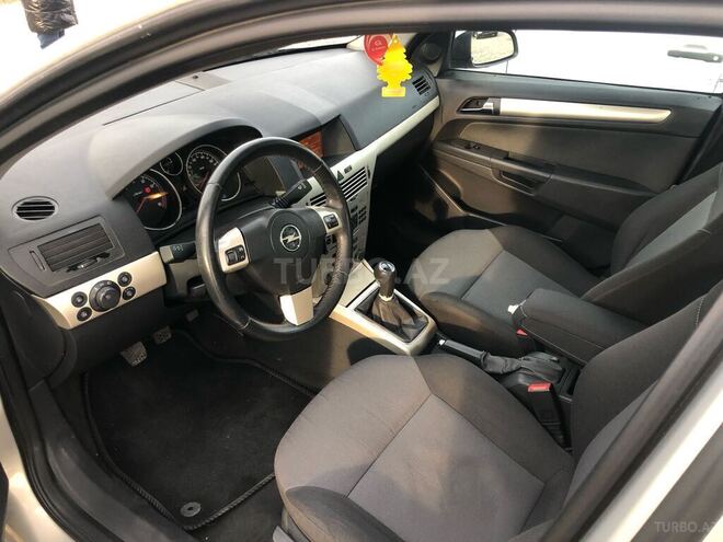 Opel Astra 2008, 178,000 km - 1.4 l - Gəncə