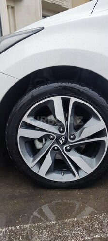 Hyundai Elantra 2014, 135,000 km - 1.8 l - Bakı