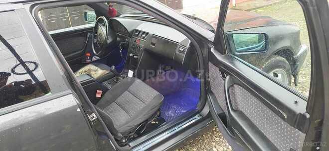 Mercedes C 180 1994, 352,000 km - 1.8 l - Xaçmaz